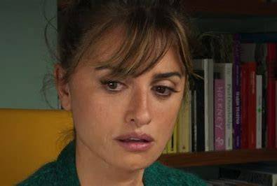 Best Actress: Parallel Mothers