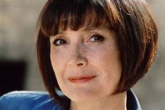 Sabine Azema